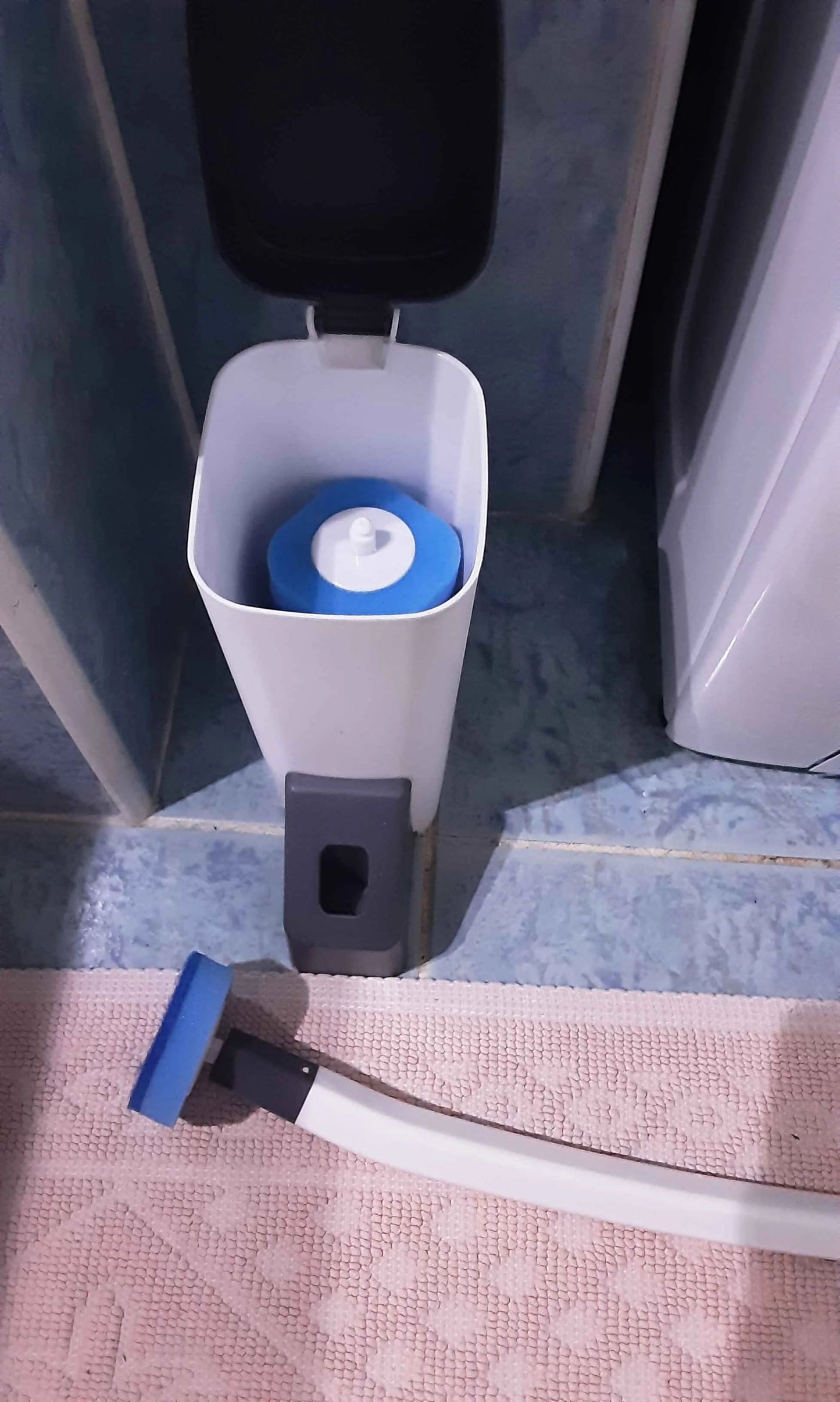 HomeFresh Hijyenik Tuvalet Fırçası (+10 Adet Hediye Başlıklı)